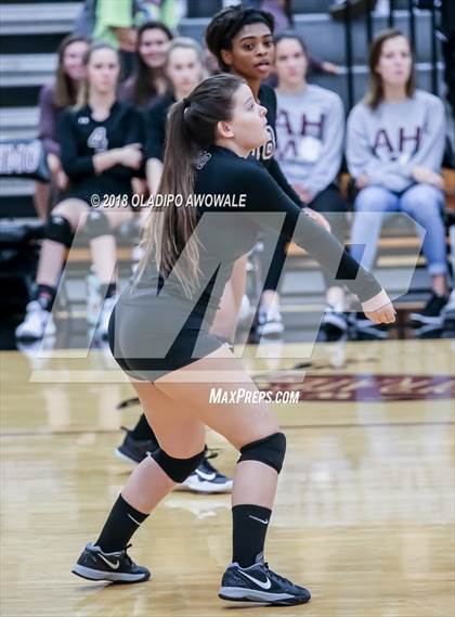 Thumbnail 3 in Wylie vs Lakeview Centennial photogallery.