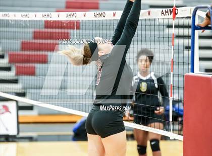 Thumbnail 2 in Wylie vs Lakeview Centennial photogallery.