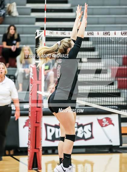 Thumbnail 2 in Wylie vs Lakeview Centennial photogallery.