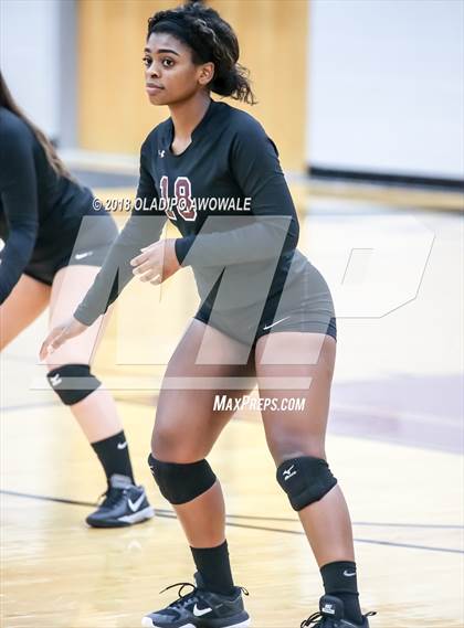 Thumbnail 2 in Wylie vs Lakeview Centennial photogallery.