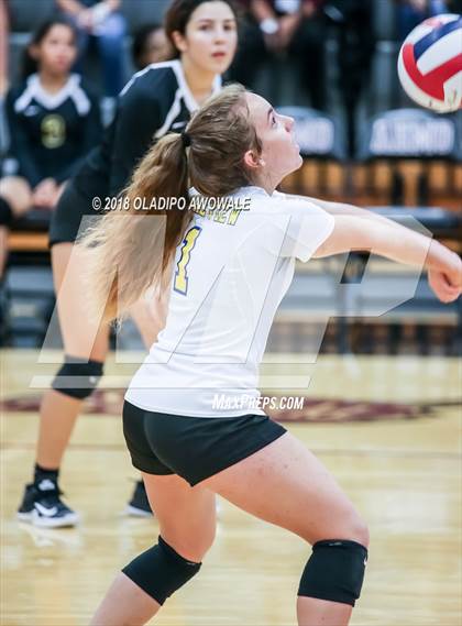 Thumbnail 2 in Wylie vs Lakeview Centennial photogallery.