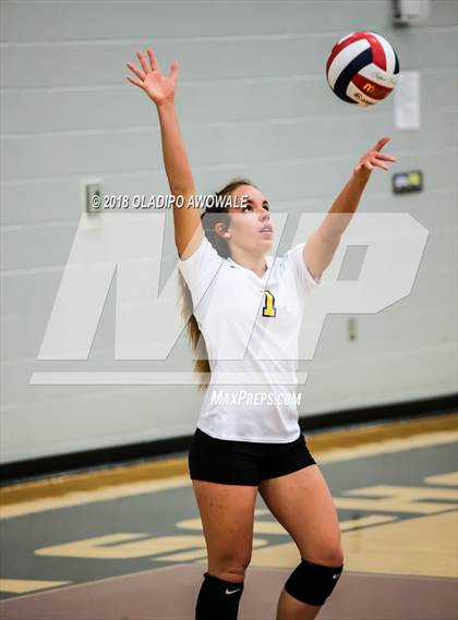 Thumbnail 1 in Wylie vs Lakeview Centennial photogallery.