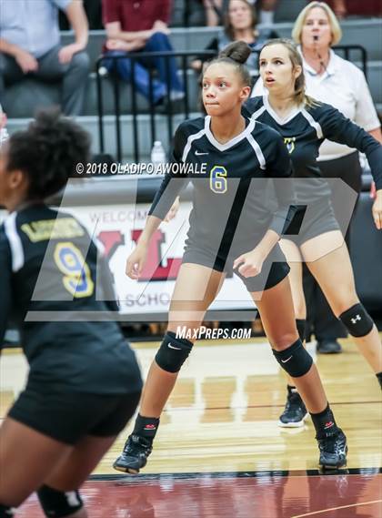 Thumbnail 3 in Wylie vs Lakeview Centennial photogallery.