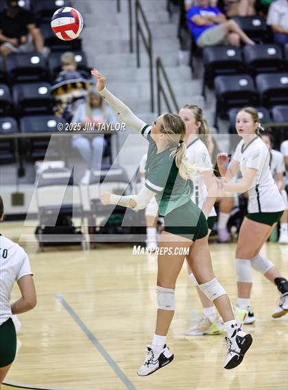 Thumbnail 1 in Santo vs Comanche (scrimmage) photogallery.