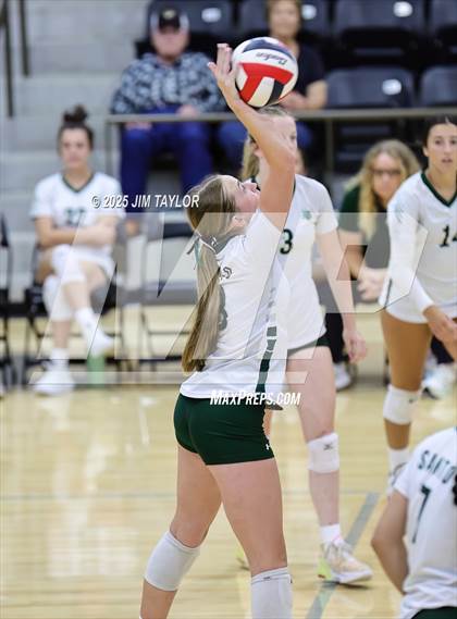 Thumbnail 1 in Santo vs Comanche (scrimmage) photogallery.