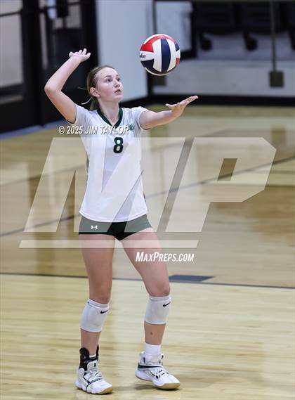 Thumbnail 2 in Santo vs Comanche (scrimmage) photogallery.