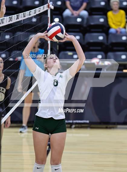 Thumbnail 2 in Santo vs Comanche (scrimmage) photogallery.