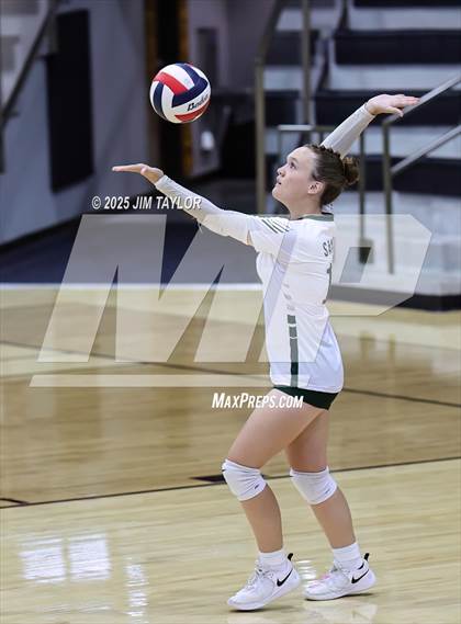 Thumbnail 2 in Santo vs Comanche (scrimmage) photogallery.