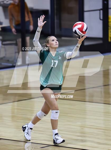 Thumbnail 1 in Santo vs Comanche (scrimmage) photogallery.