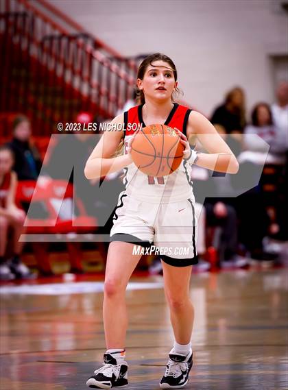 Thumbnail 2 in Whitley County vs South Laurel (50th District Tournament Semifinals) photogallery.