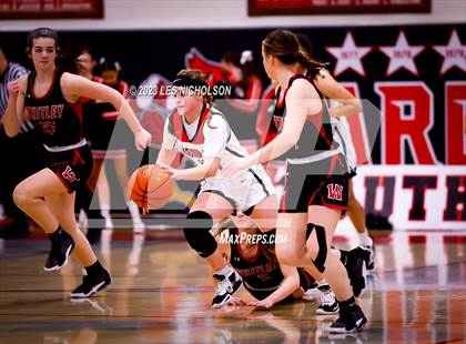 Thumbnail 1 in Whitley County vs South Laurel (50th District Tournament Semifinals) photogallery.