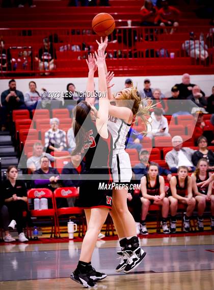 Thumbnail 2 in Whitley County vs South Laurel (50th District Tournament Semifinals) photogallery.