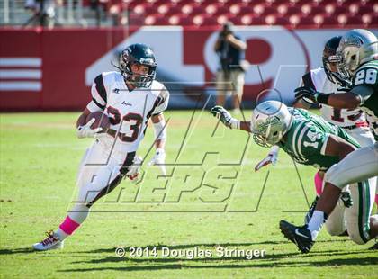 Thumbnail 2 in James Logan vs. De La Salle photogallery.