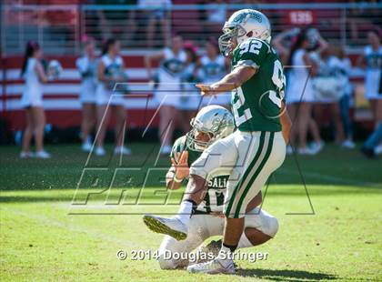 Thumbnail 3 in James Logan vs. De La Salle photogallery.