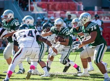 Thumbnail 3 in James Logan vs. De La Salle photogallery.