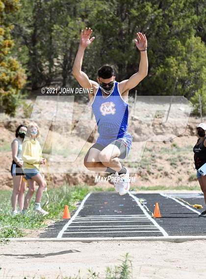 Thumbnail 2 in Penasco Invitational photogallery.