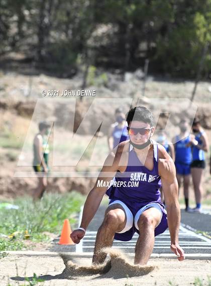 Thumbnail 2 in Penasco Invitational photogallery.