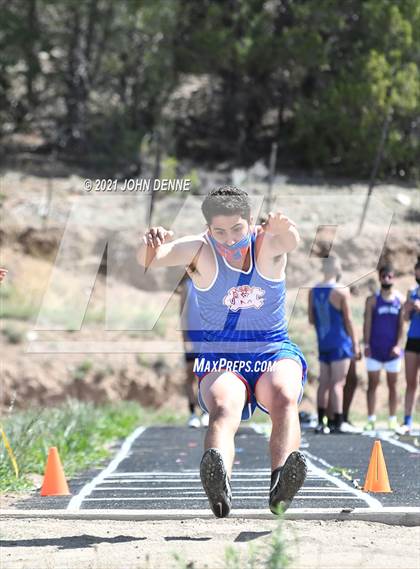 Thumbnail 2 in Penasco Invitational photogallery.
