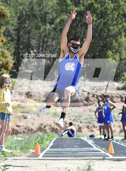 Thumbnail 2 in Penasco Invitational photogallery.