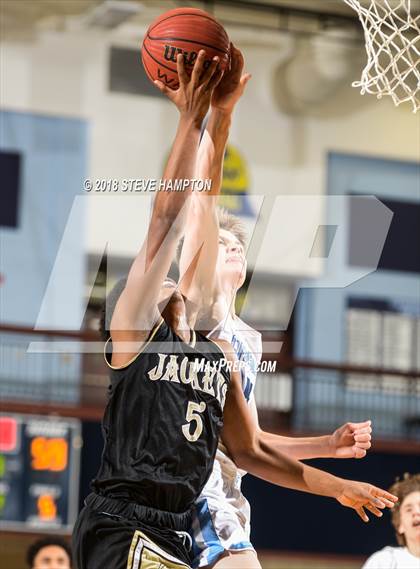 Thumbnail 3 in Sprayberry @ Cambridge (scrimmage) photogallery.