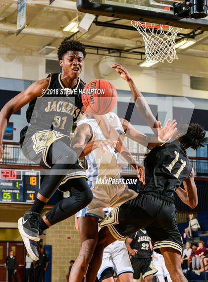 Thumbnail 3 in Sprayberry @ Cambridge (scrimmage) photogallery.