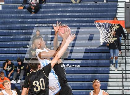 Thumbnail 3 in Sprayberry @ Cambridge (scrimmage) photogallery.