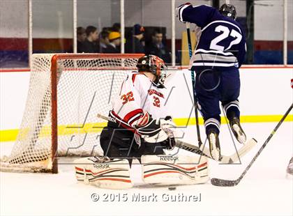 Thumbnail 3 in JV: SLUH vs. Chaminade photogallery.