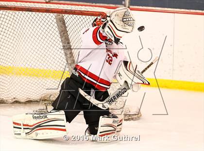 Thumbnail 1 in JV: SLUH vs. Chaminade photogallery.