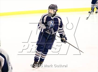 Thumbnail 1 in JV: SLUH vs. Chaminade photogallery.