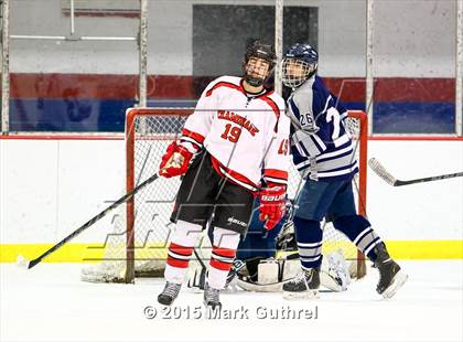 Thumbnail 1 in JV: SLUH vs. Chaminade photogallery.