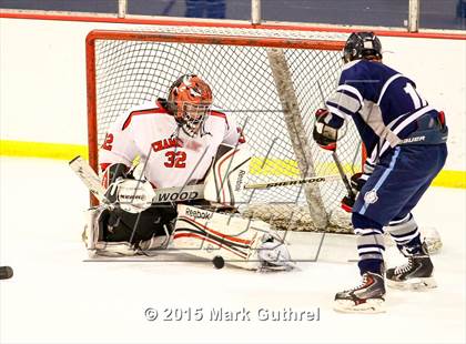 Thumbnail 2 in JV: SLUH vs. Chaminade photogallery.