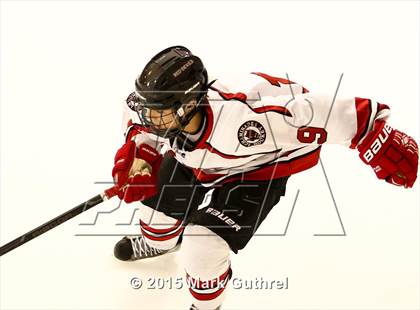 Thumbnail 1 in JV: SLUH vs. Chaminade photogallery.