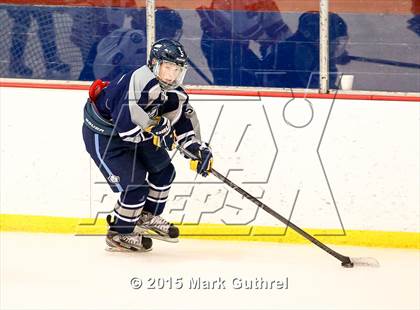 Thumbnail 3 in JV: SLUH vs. Chaminade photogallery.