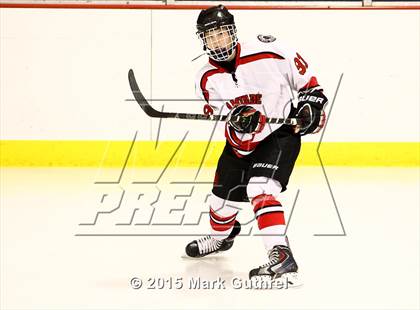 Thumbnail 1 in JV: SLUH vs. Chaminade photogallery.