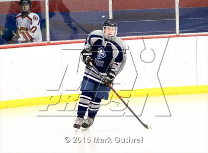 Thumbnail 3 in JV: SLUH vs. Chaminade photogallery.
