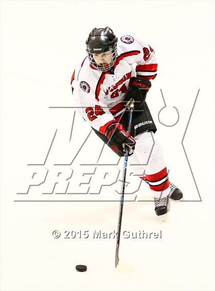 Thumbnail 1 in JV: SLUH vs. Chaminade photogallery.