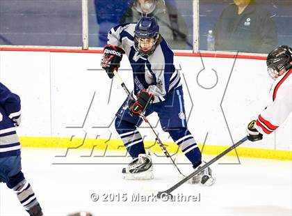 Thumbnail 1 in JV: SLUH vs. Chaminade photogallery.