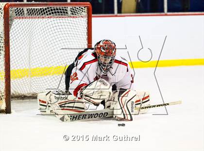 Thumbnail 1 in JV: SLUH vs. Chaminade photogallery.