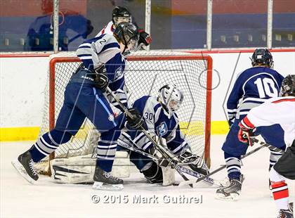 Thumbnail 2 in JV: SLUH vs. Chaminade photogallery.