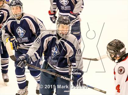 Thumbnail 2 in JV: SLUH vs. Chaminade photogallery.