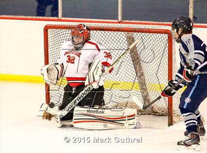 Thumbnail 3 in JV: SLUH vs. Chaminade photogallery.