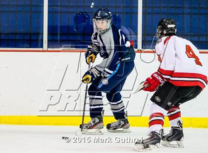 Thumbnail 2 in JV: SLUH vs. Chaminade photogallery.