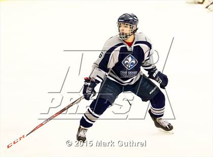 Thumbnail 3 in JV: SLUH vs. Chaminade photogallery.