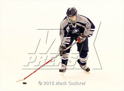 Thumbnail 2 in JV: SLUH vs. Chaminade photogallery.