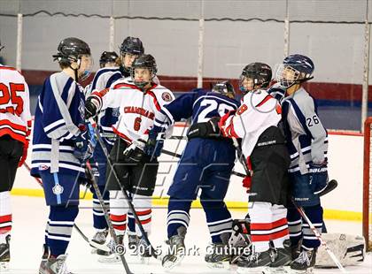 Thumbnail 1 in JV: SLUH vs. Chaminade photogallery.