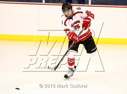 Thumbnail 2 in JV: SLUH vs. Chaminade photogallery.