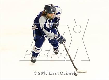 Thumbnail 1 in JV: SLUH vs. Chaminade photogallery.