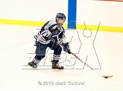 Thumbnail 3 in JV: SLUH vs. Chaminade photogallery.