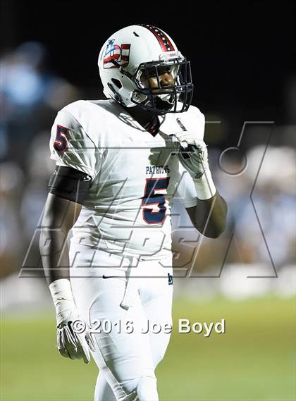 Thumbnail 3 in Bob Jones photogallery.