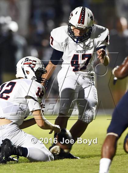 Thumbnail 3 in Bob Jones photogallery.
